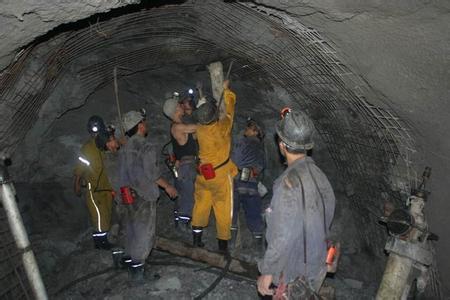晴隆工程爆破中的危险因素分析以及应对工程爆破危险的措施